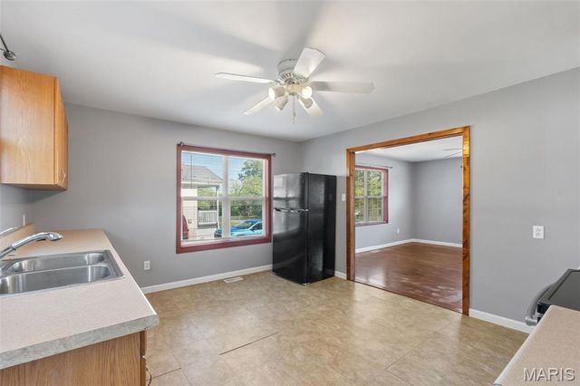 1107 W Congress Street, Pacific, MO 63069