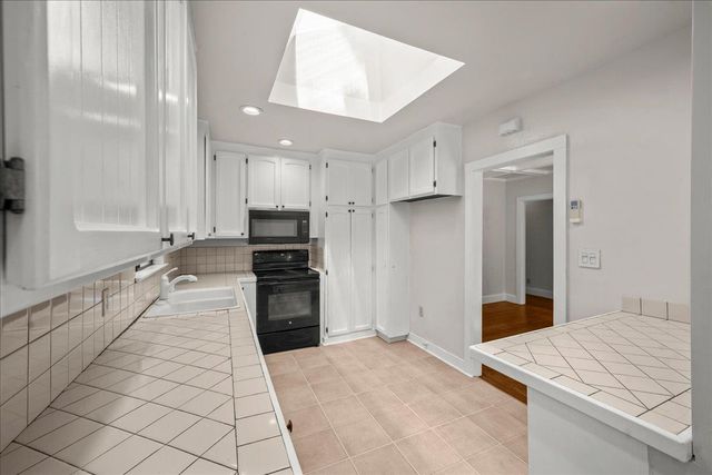 3723 E Pacific Ave, Sacramento, CA 95820