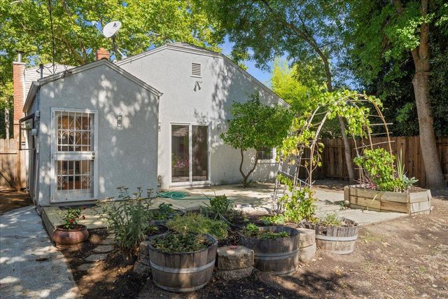3723 E Pacific Ave, Sacramento, CA 95820