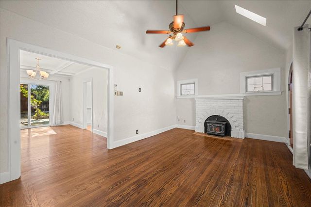 3723 E Pacific Ave, Sacramento, CA 95820