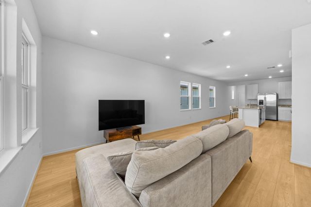 18006 Lasso Mills Drive, Hockley, TX 77447