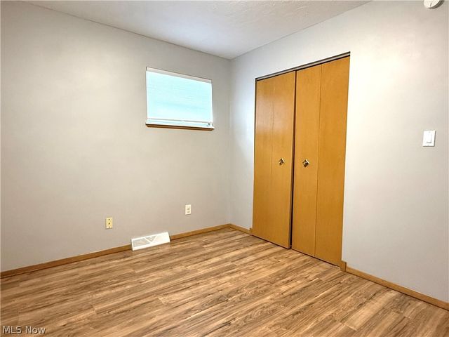 13475 Brookhaven Boulevard, Brook Park, OH 44142