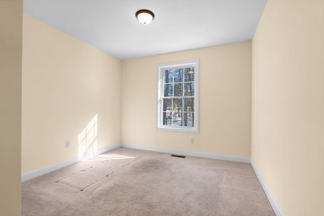 11 Rockingham Road H, Auburn, NH 03032