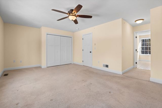 11 Rockingham Road H, Auburn, NH 03032