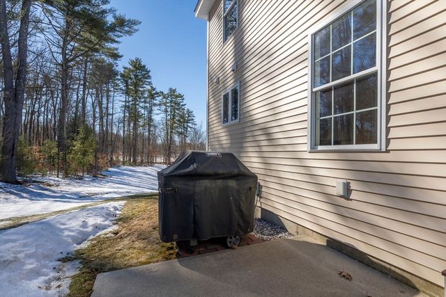 11 Rockingham Road H, Auburn, NH 03032