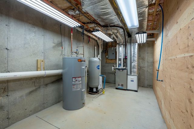 11 Rockingham Road H, Auburn, NH 03032