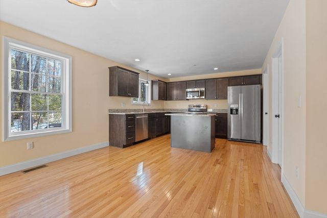 11 Rockingham Road H, Auburn, NH 03032