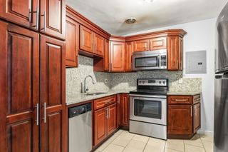 133 Warren St 3, Watertown, MA 02472