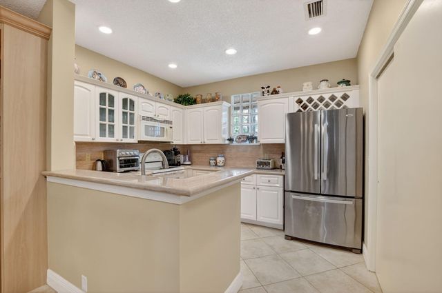 20220 Boca West Drive 702, Boca Raton, FL 33434