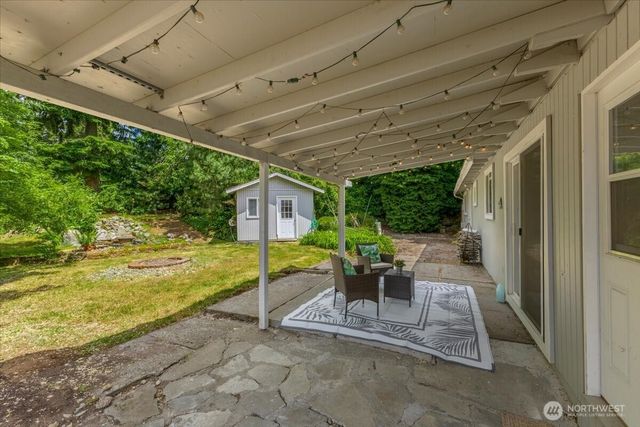 2427 200th Place SW, Lynnwood, WA 98036