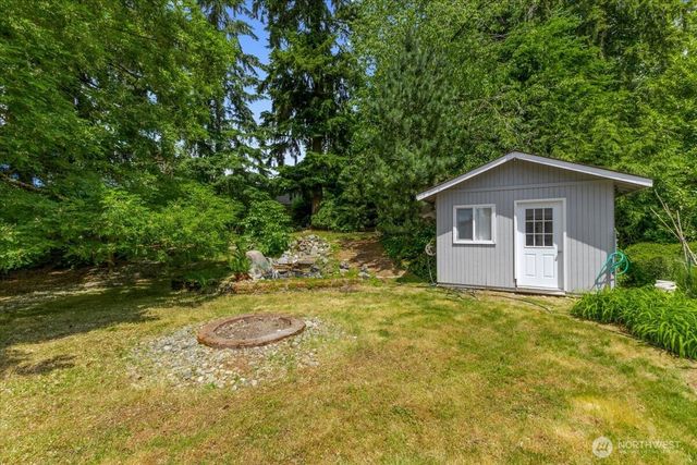 2427 200th Place SW, Lynnwood, WA 98036