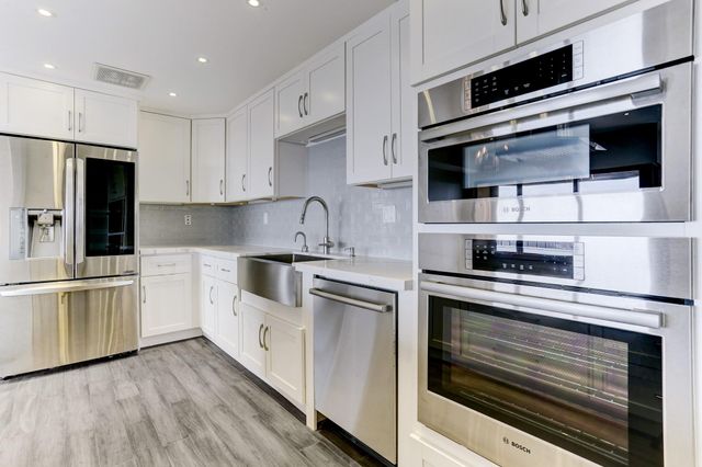 2001 Holcombe Blvd Boulevard 3403, Houston, TX 77030