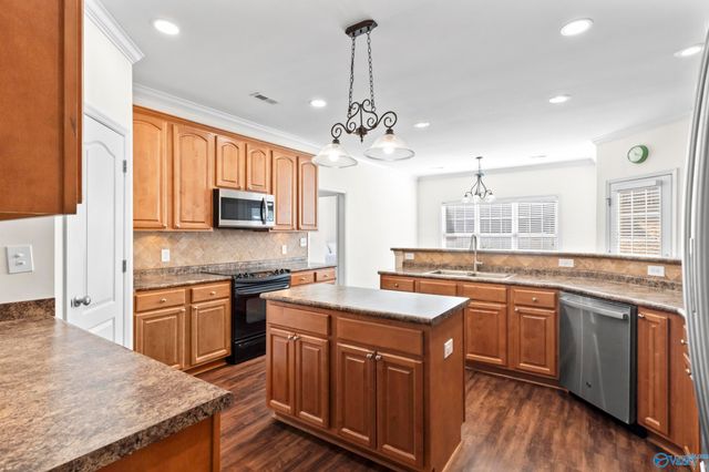 2205 Rosebrooke Drive, Huntsville, AL 35803