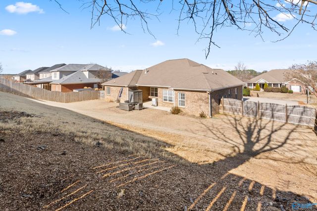 2205 Rosebrooke Drive, Huntsville, AL 35803