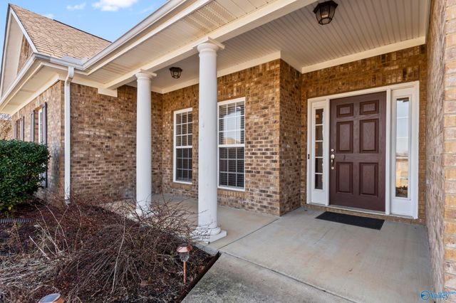 2205 Rosebrooke Drive, Huntsville, AL 35803