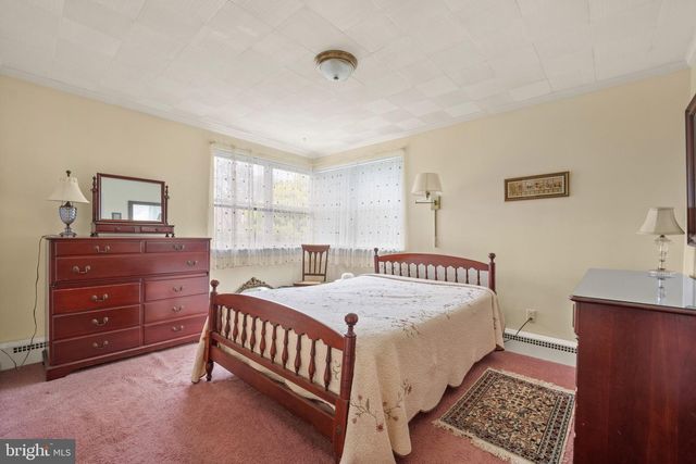 209 DELAWARE AVE, Claymont, DE 19703