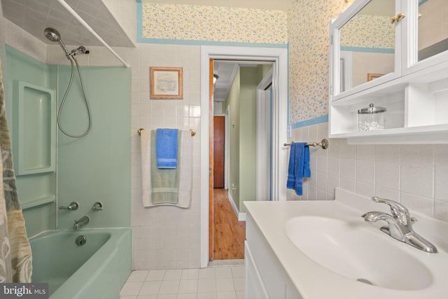 209 DELAWARE AVE, Claymont, DE 19703