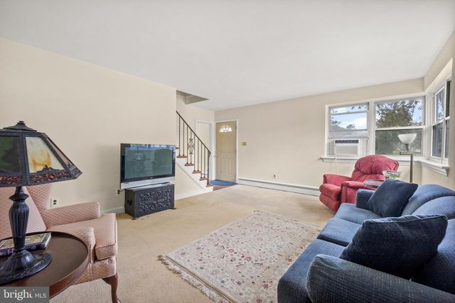 209 DELAWARE AVE, Claymont, DE 19703