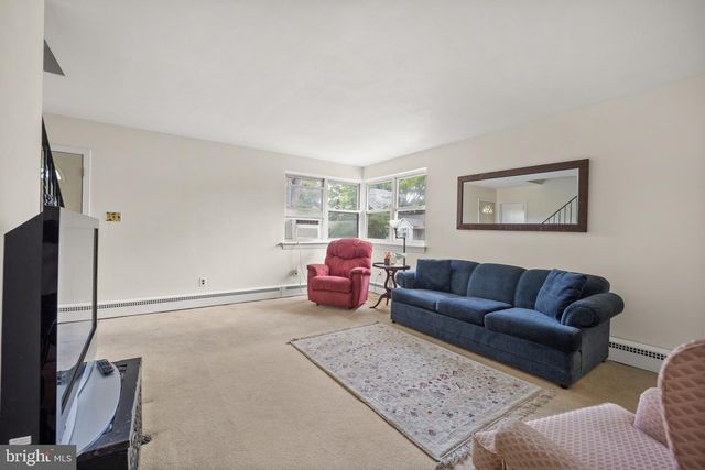 209 DELAWARE AVE, Claymont, DE 19703