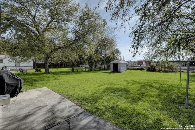 461 Rothe Loop, New Braunfels, TX 78130