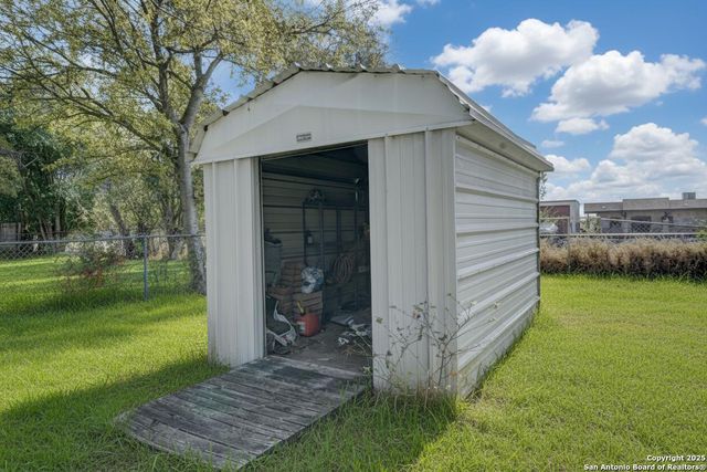 461 Rothe Loop, New Braunfels, TX 78130