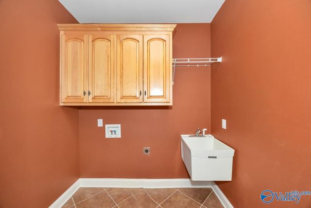 27010 Mill Creek Drive, Athens, AL 35613