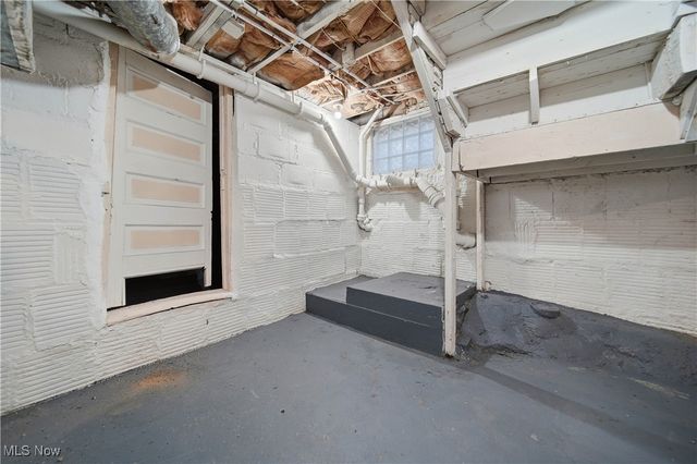 225 Cranz Place, Akron, OH 44310