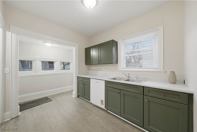 225 Cranz Place, Akron, OH 44310