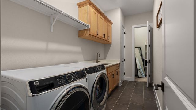 645 Two Creeks LN, Austin, TX 78737