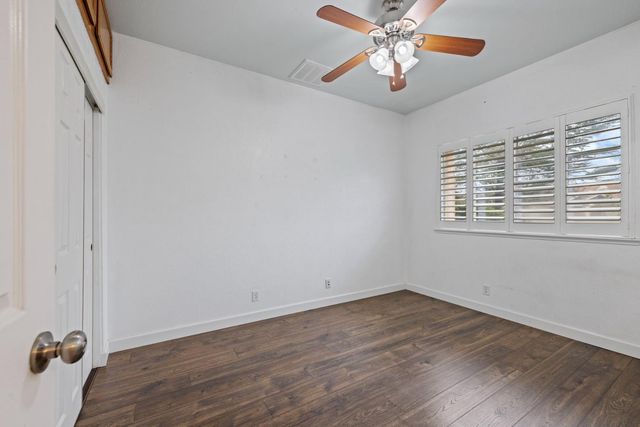 1959 Yorktown Dr, Lodi, CA 95242