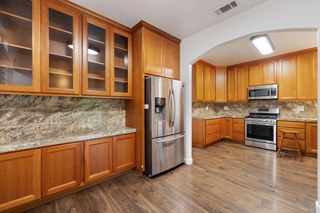 1959 Yorktown Dr, Lodi, CA 95242