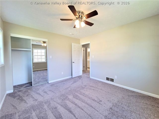 2524 Shadyside Road, St Albans, WV 25177