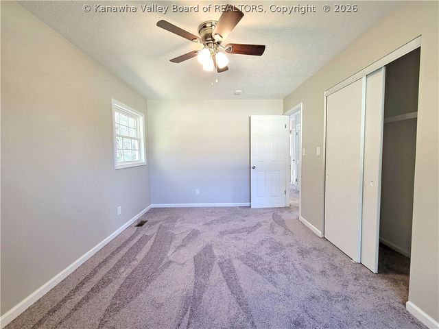 2524 Shadyside Road, St Albans, WV 25177