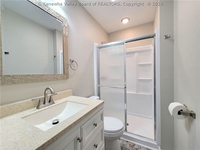 2524 Shadyside Road, St Albans, WV 25177