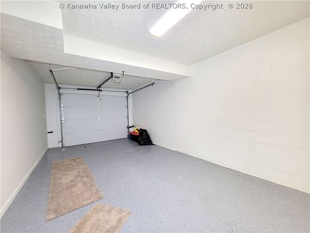 2524 Shadyside Road, St Albans, WV 25177