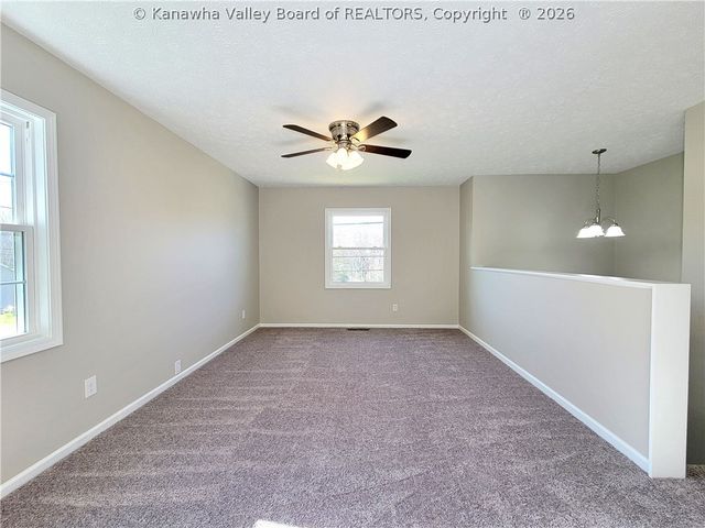 2524 Shadyside Road, St Albans, WV 25177