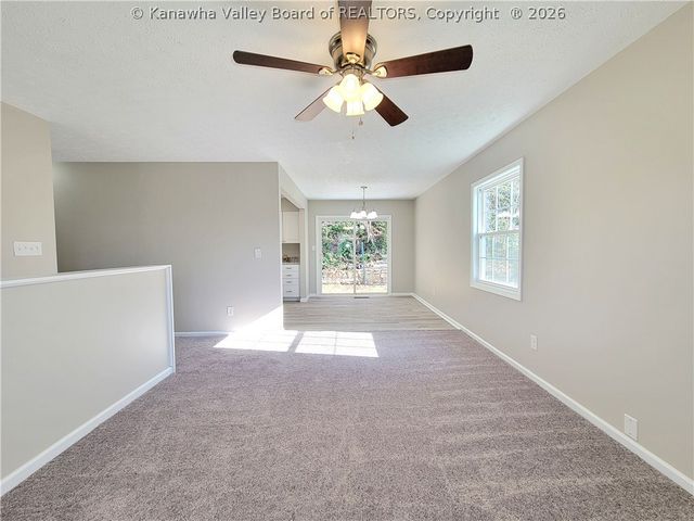 2524 Shadyside Road, St Albans, WV 25177