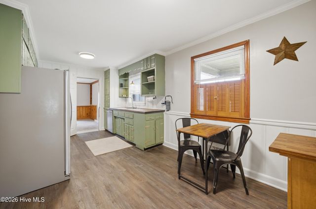 206 Hiland Park Avenue, Hertford, NC 27944