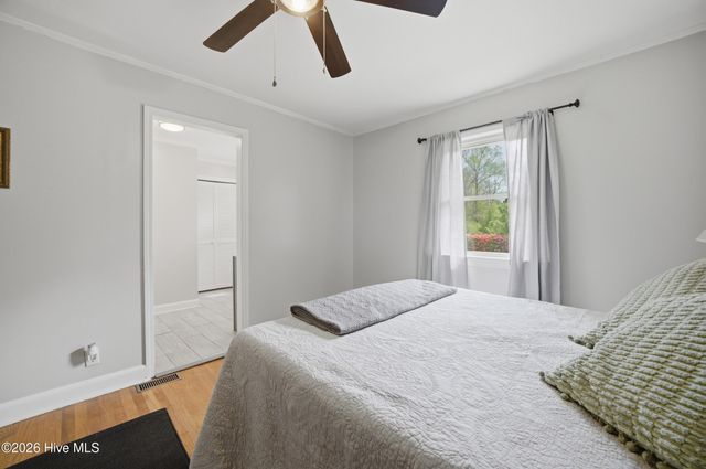 206 Hiland Park Avenue, Hertford, NC 27944