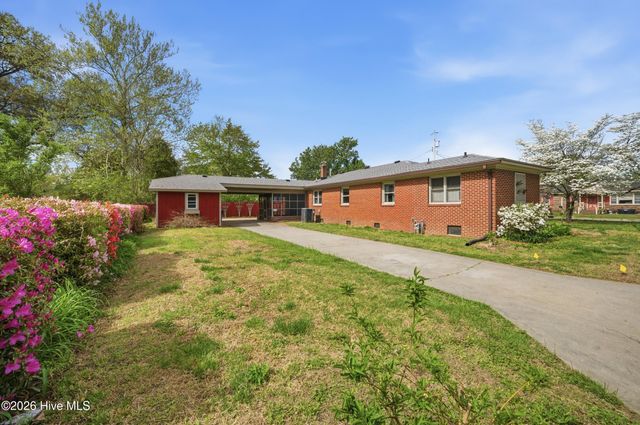 206 Hiland Park Avenue, Hertford, NC 27944