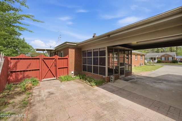 206 Hiland Park Avenue, Hertford, NC 27944