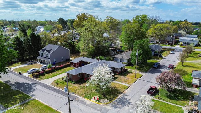 206 Hiland Park Avenue, Hertford, NC 27944