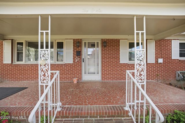 206 Hiland Park Avenue, Hertford, NC 27944