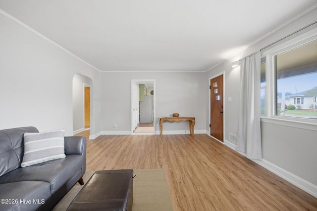 206 Hiland Park Avenue, Hertford, NC 27944