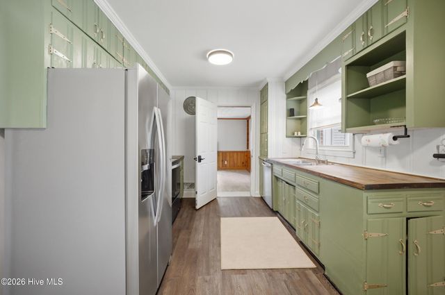 206 Hiland Park Avenue, Hertford, NC 27944