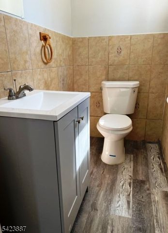 12 Birchwood Avenue, East Orange City, NJ 07018