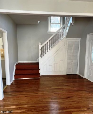 12 Birchwood Avenue, East Orange City, NJ 07018