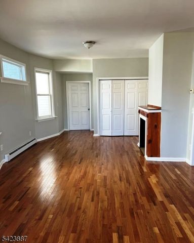 12 Birchwood Avenue, East Orange City, NJ 07018