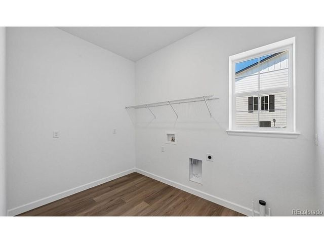 1667 Green Fern Pt, Castle Rock, CO 80104