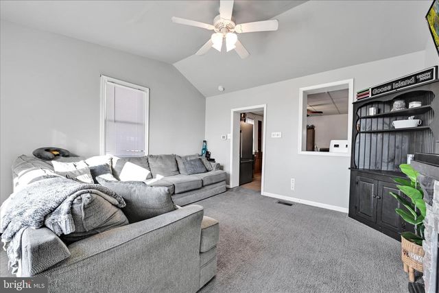 28 PLEASANT AVE, Red Lion, PA 17356